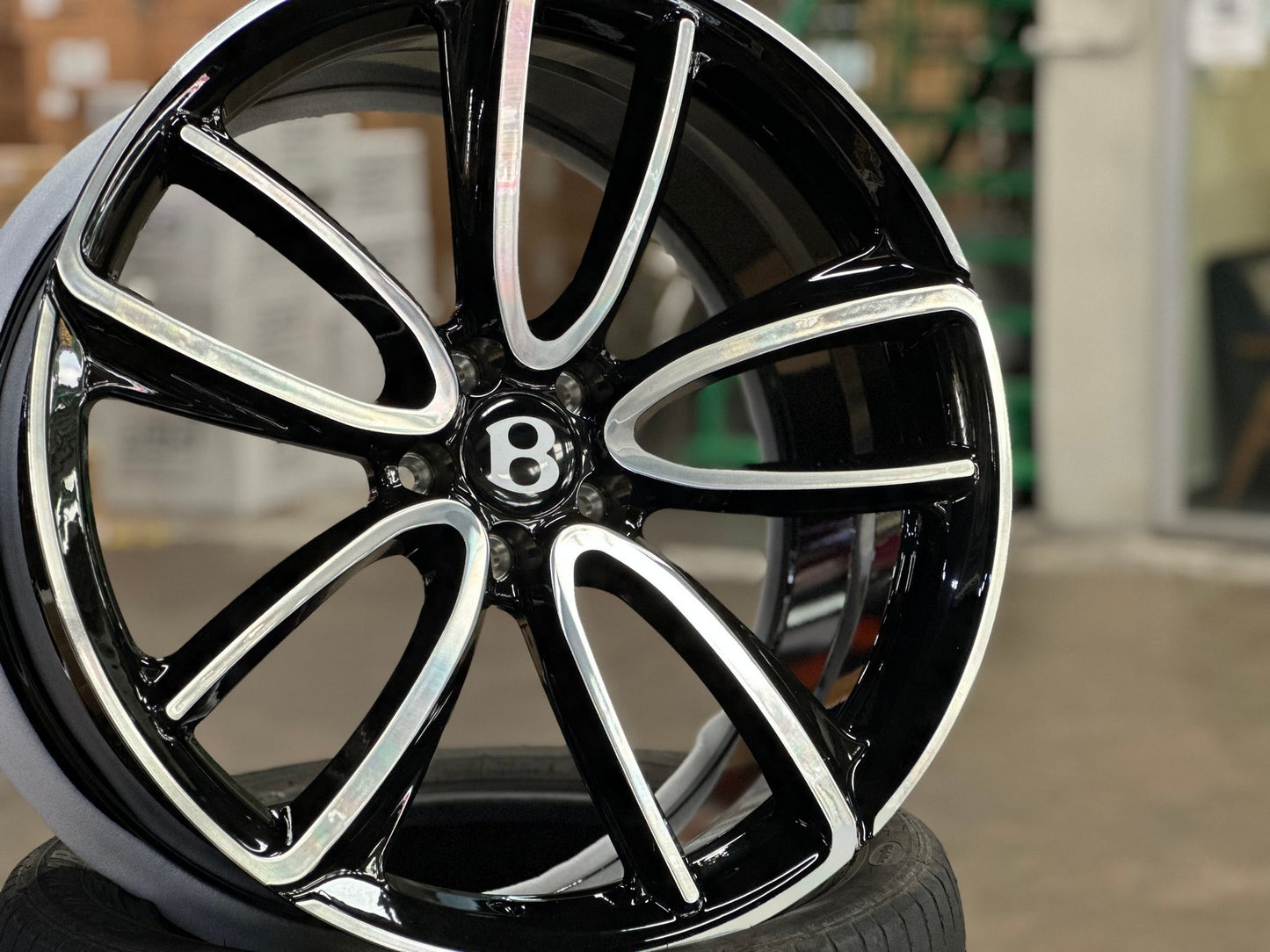 New 21X9.5 ET32 Overdrive Forged Rim (4 wheel) Gloss Black PF 5X112