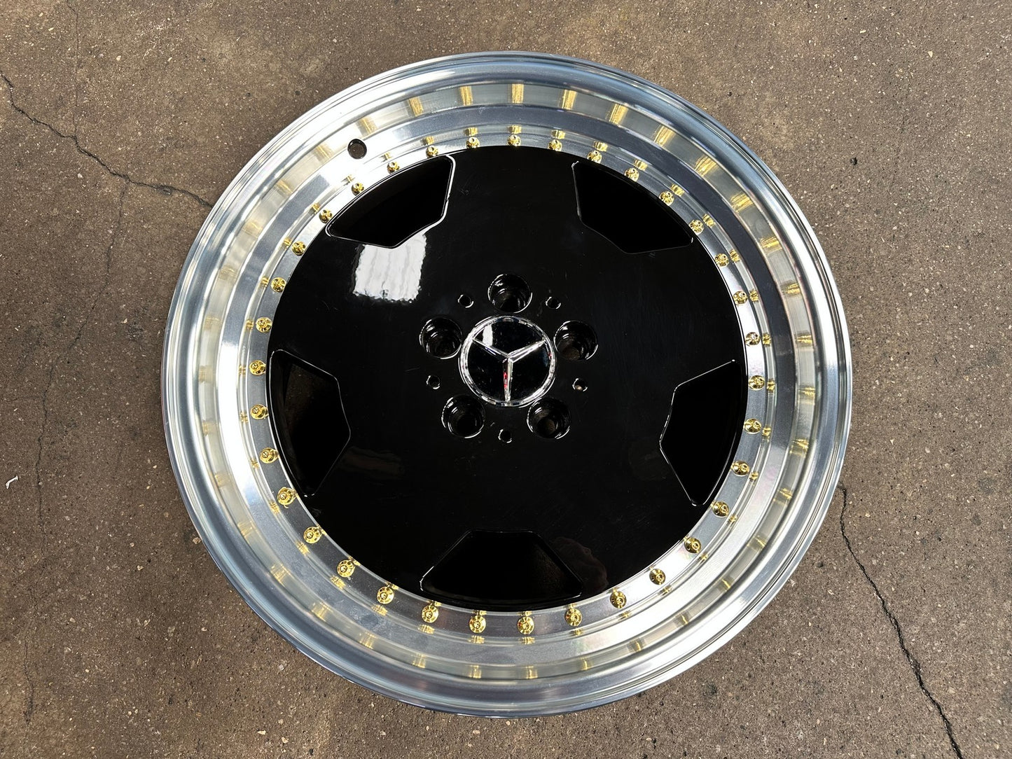 New 18X8 ET35 Mercedes Design Aero Classic Rim (4 wheel) Gloss Black 5X112