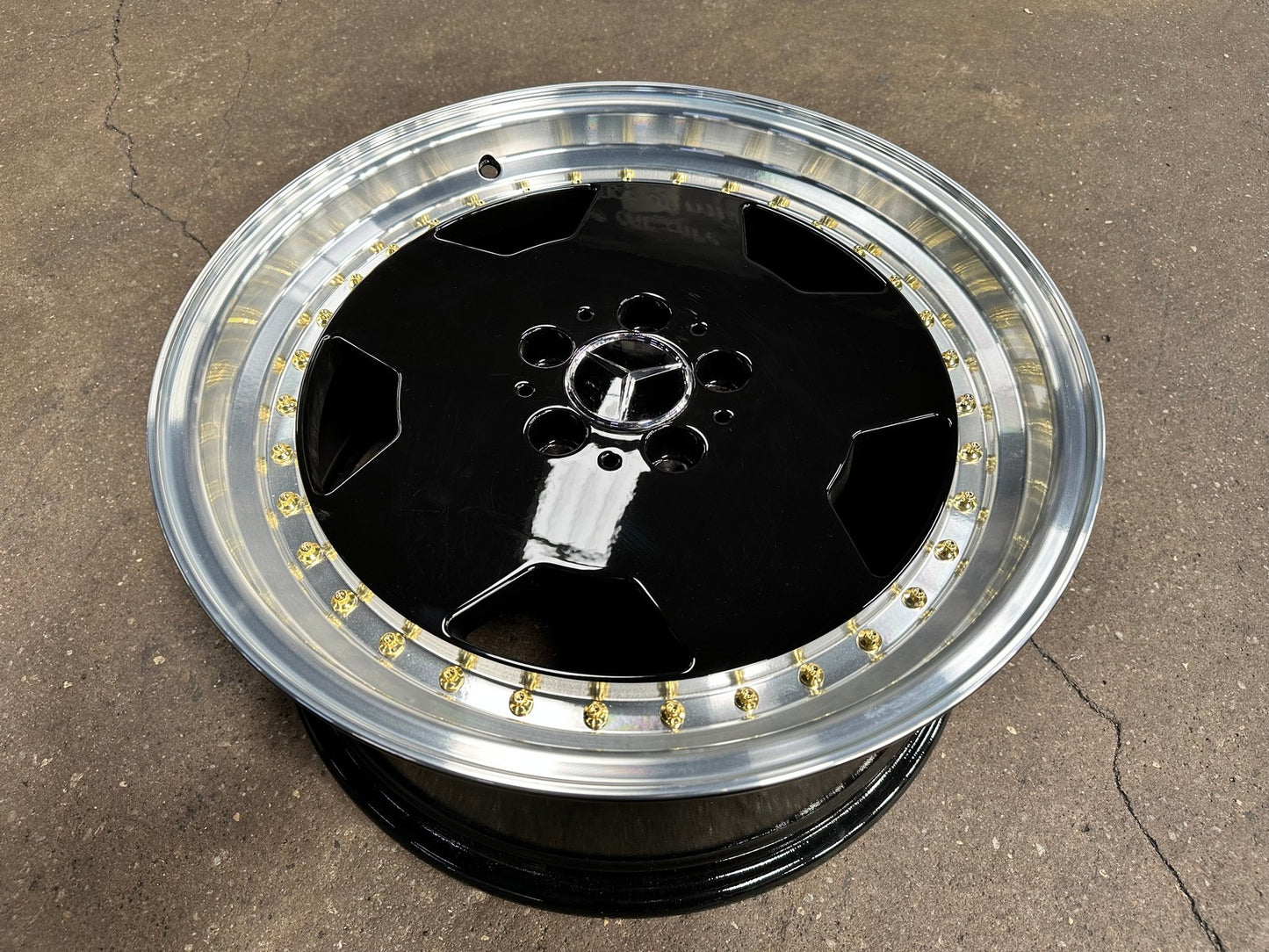 New 18X8 ET35 Mercedes Design Aero Classic Rim (4 wheel) Gloss Black 5X112