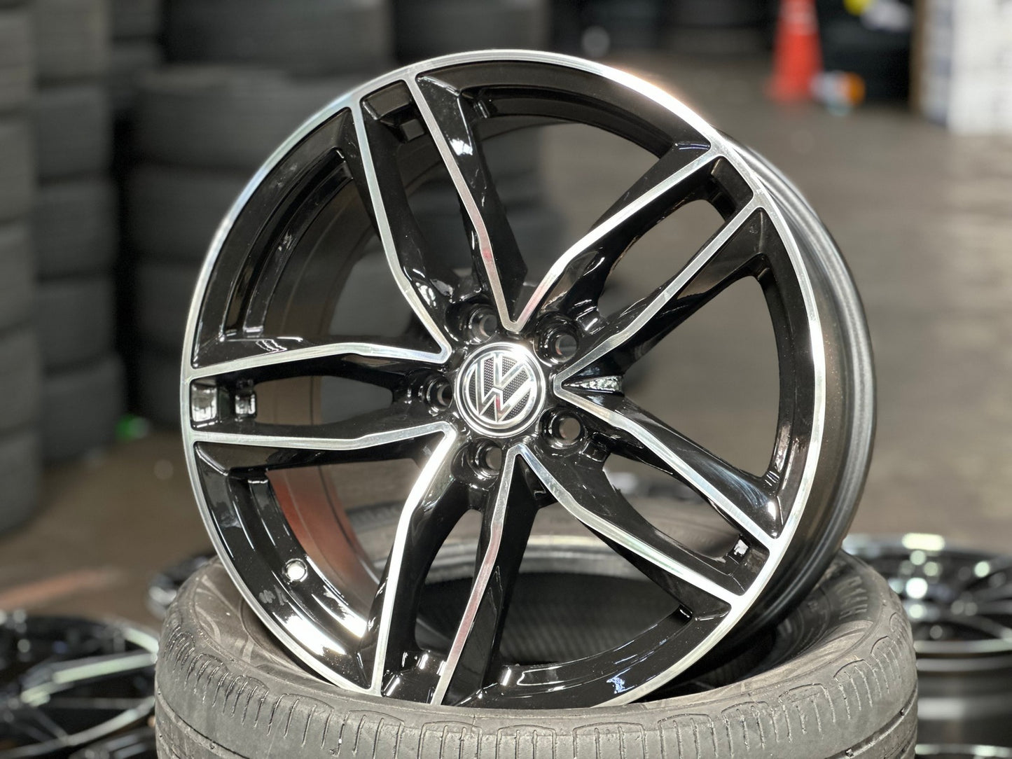New 17X7.5 ET42 VW Design Polo Rim (4 wheel) Gloss Black PF 5X100