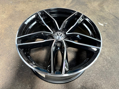 New 17X7.5 ET42 VW Design Polo Rim (4 wheel) Gloss Black PF 5X100