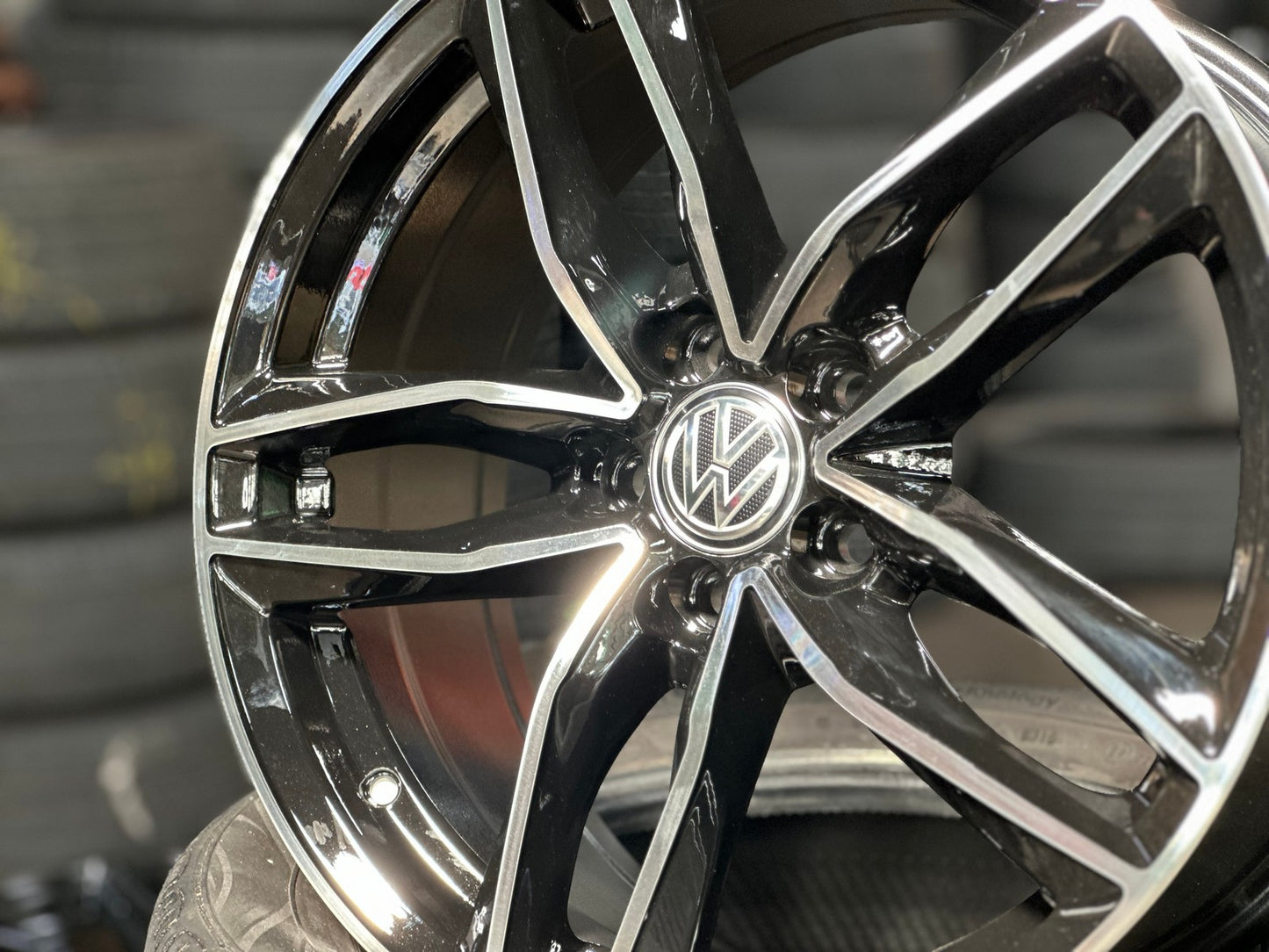 New 17X7.5 ET42 VW Design Polo Rim (4 wheel) Gloss Black PF 5X100