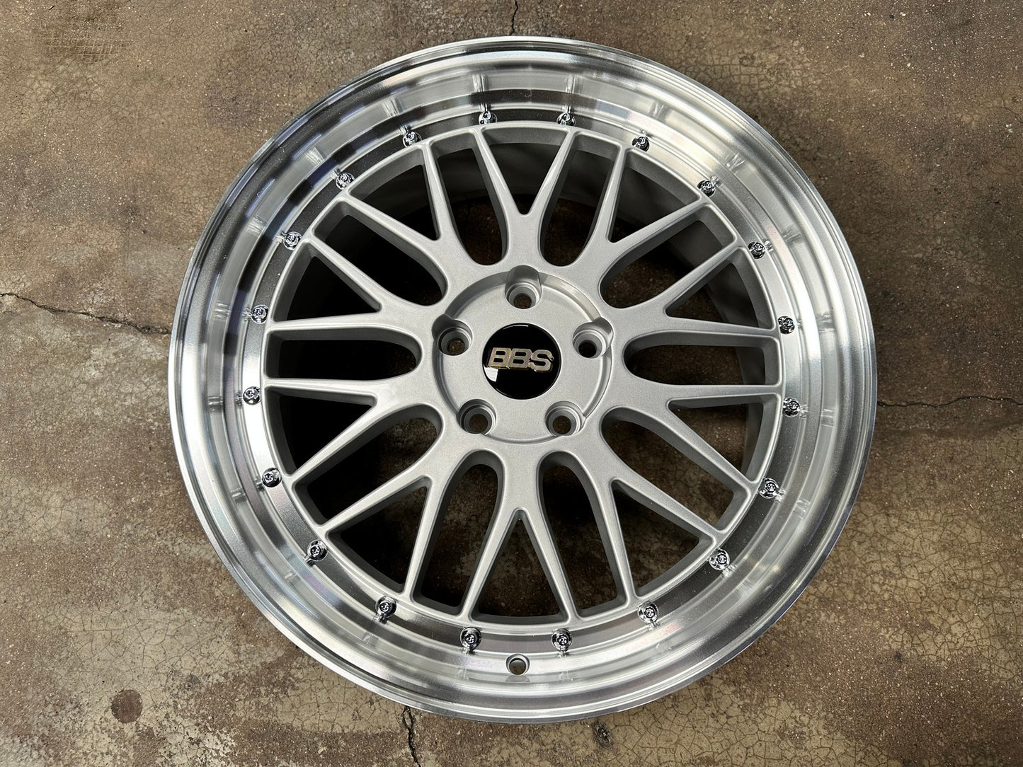 New 18X8 ET38 BBS LM Design Rim (4 wheel) Gloss Silver 5X112