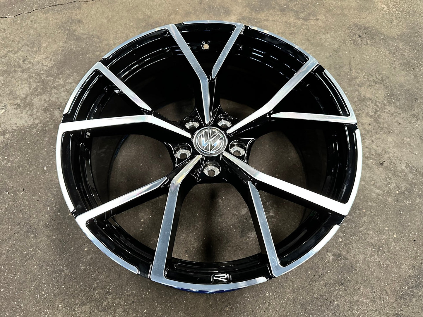 New 19X8.5 ET35 Overdrive Forged R Line Rim (4 wheel) Gloss Black PF 5X112