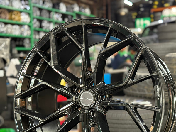 New 22X10.5 ET35 Brixton Forged RF10 Rim (4 wheel) Gloss Black 5X120