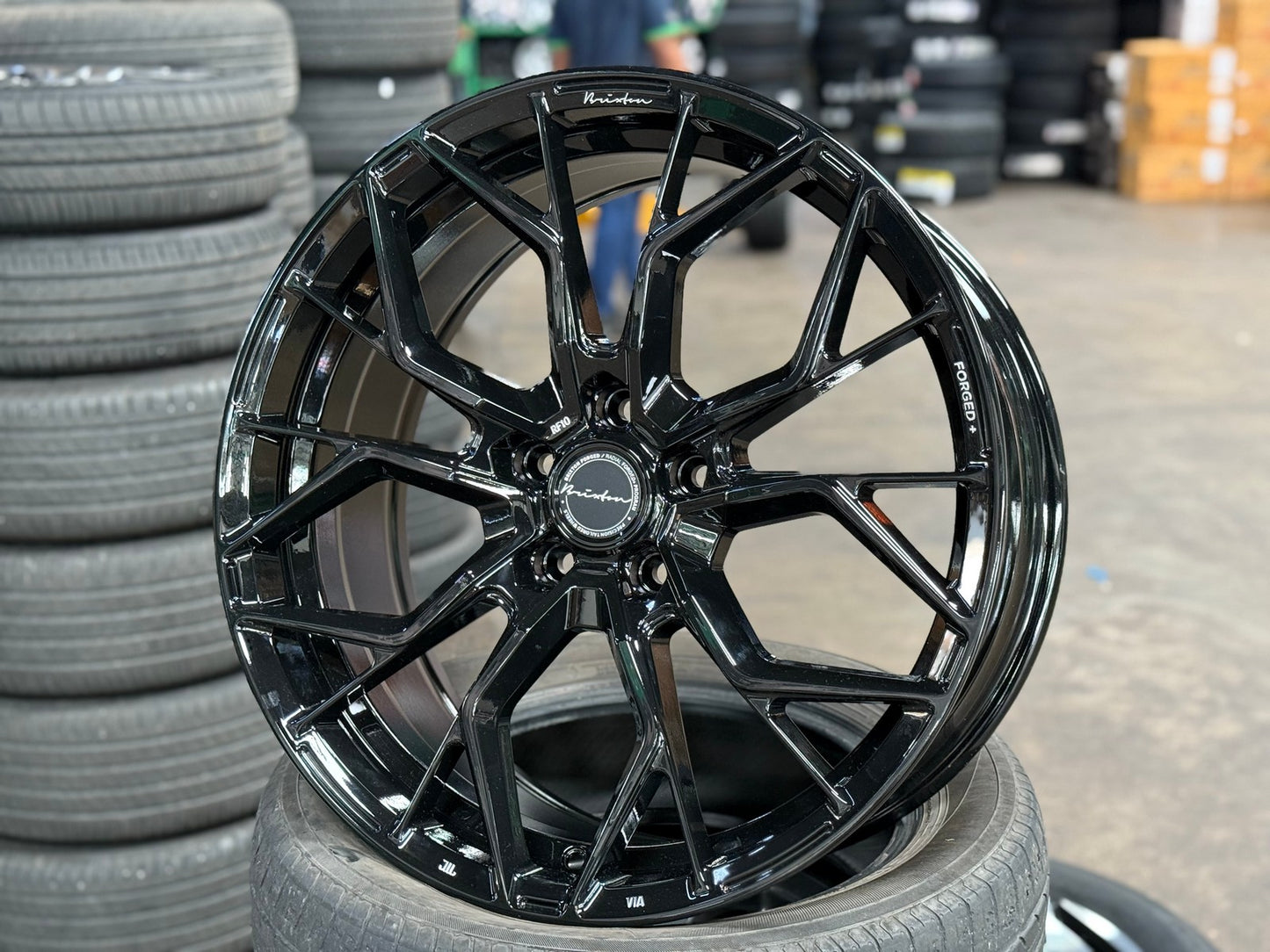 New 20X8.5 ET32 Brixton Forged RF10 Rim (4 wheel) Gloss Black 5X120