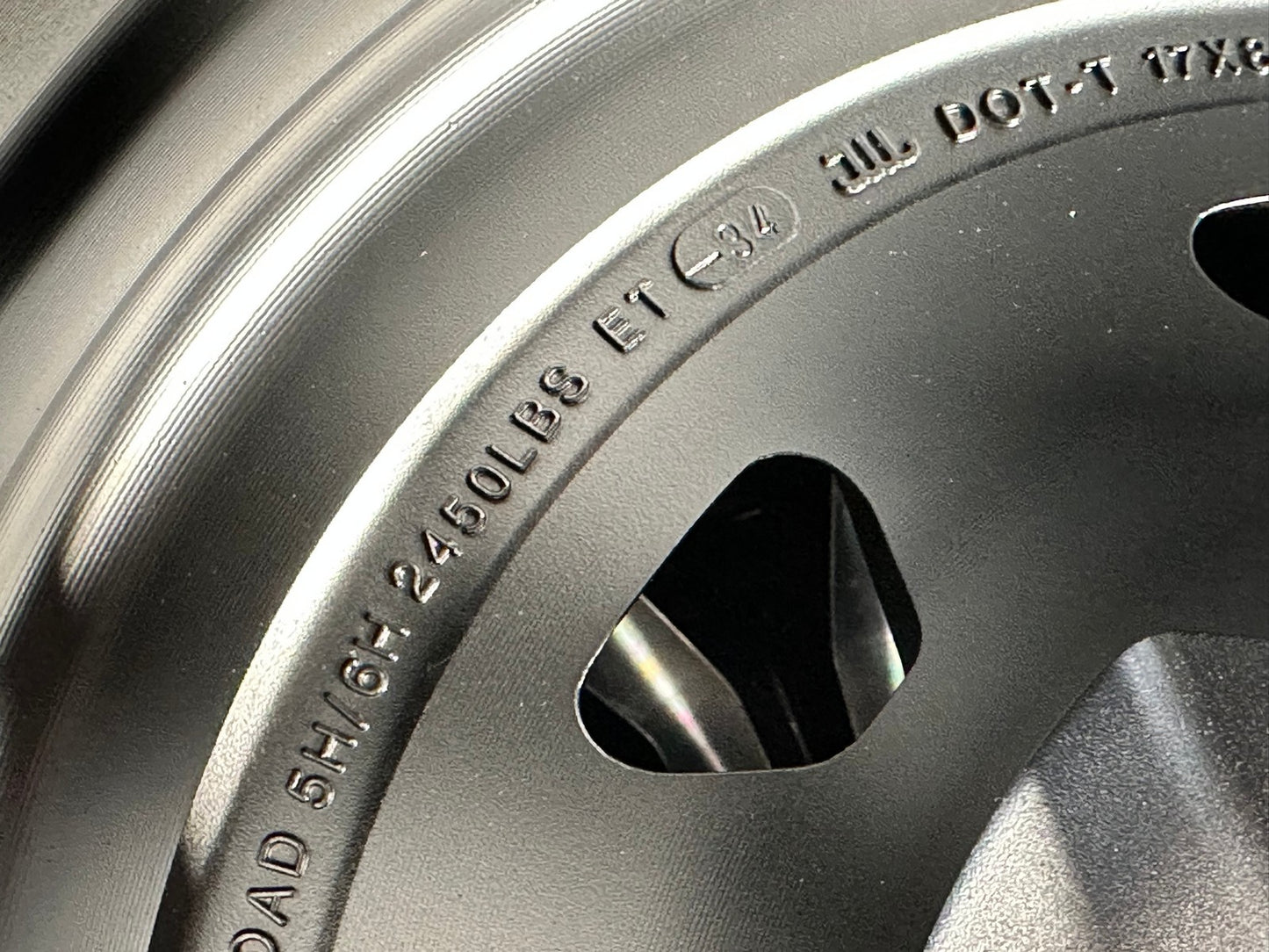 New 17X8.5 ET-34 Black Rhino Carbine Rim (5 wheel) Matt Black 5X127