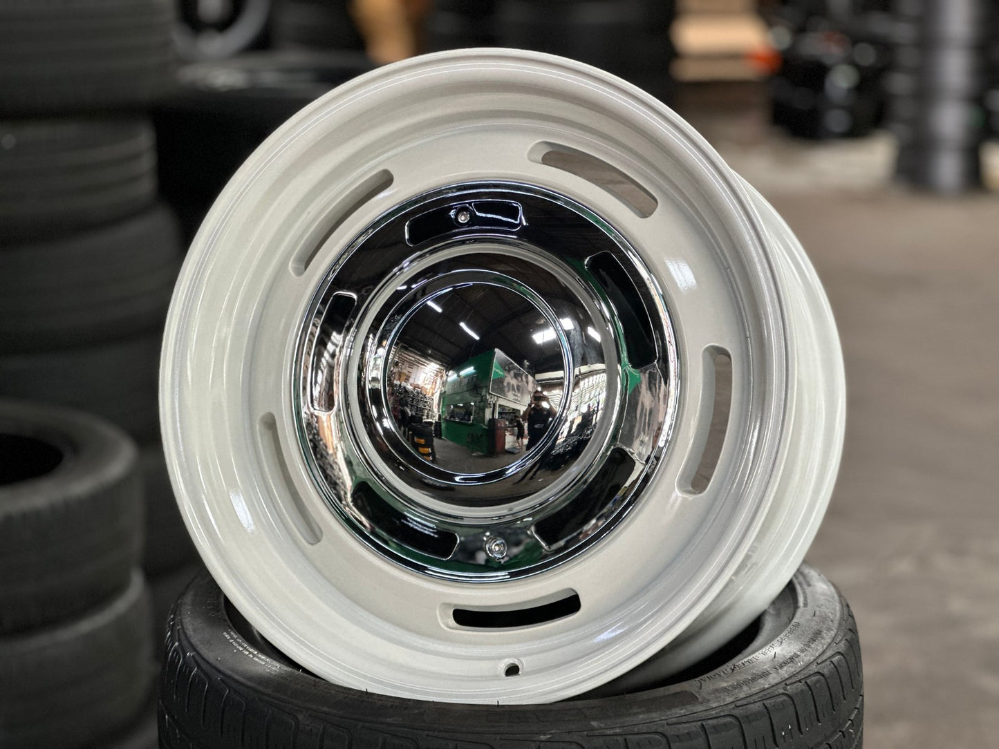 New 17X8 ET20 Dean Cross Rim (4 wheel) Gloss White 5X114.3