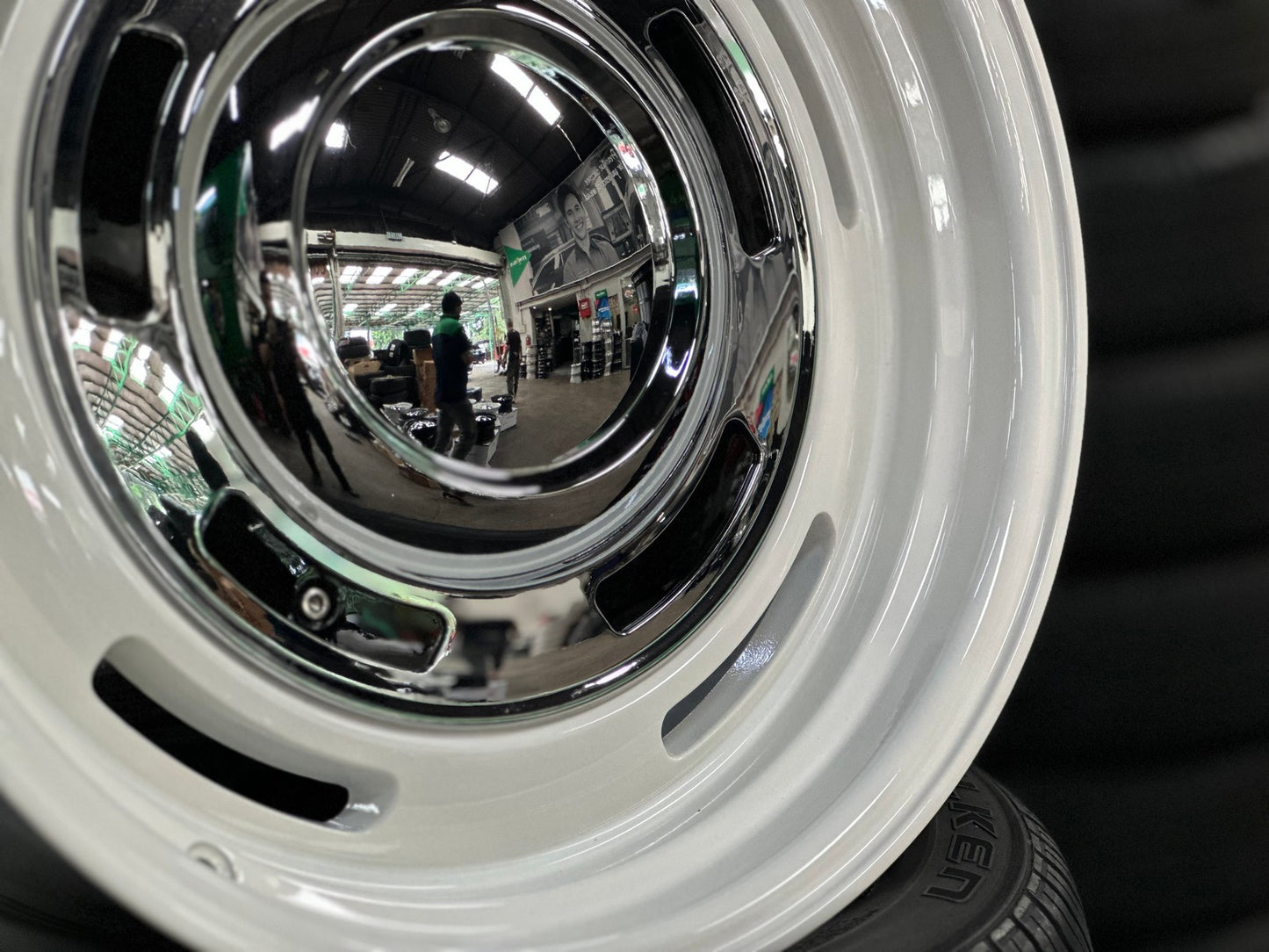 New 17X8 ET0 Dean Cross Rim (4 wheel) Gloss White 5X150