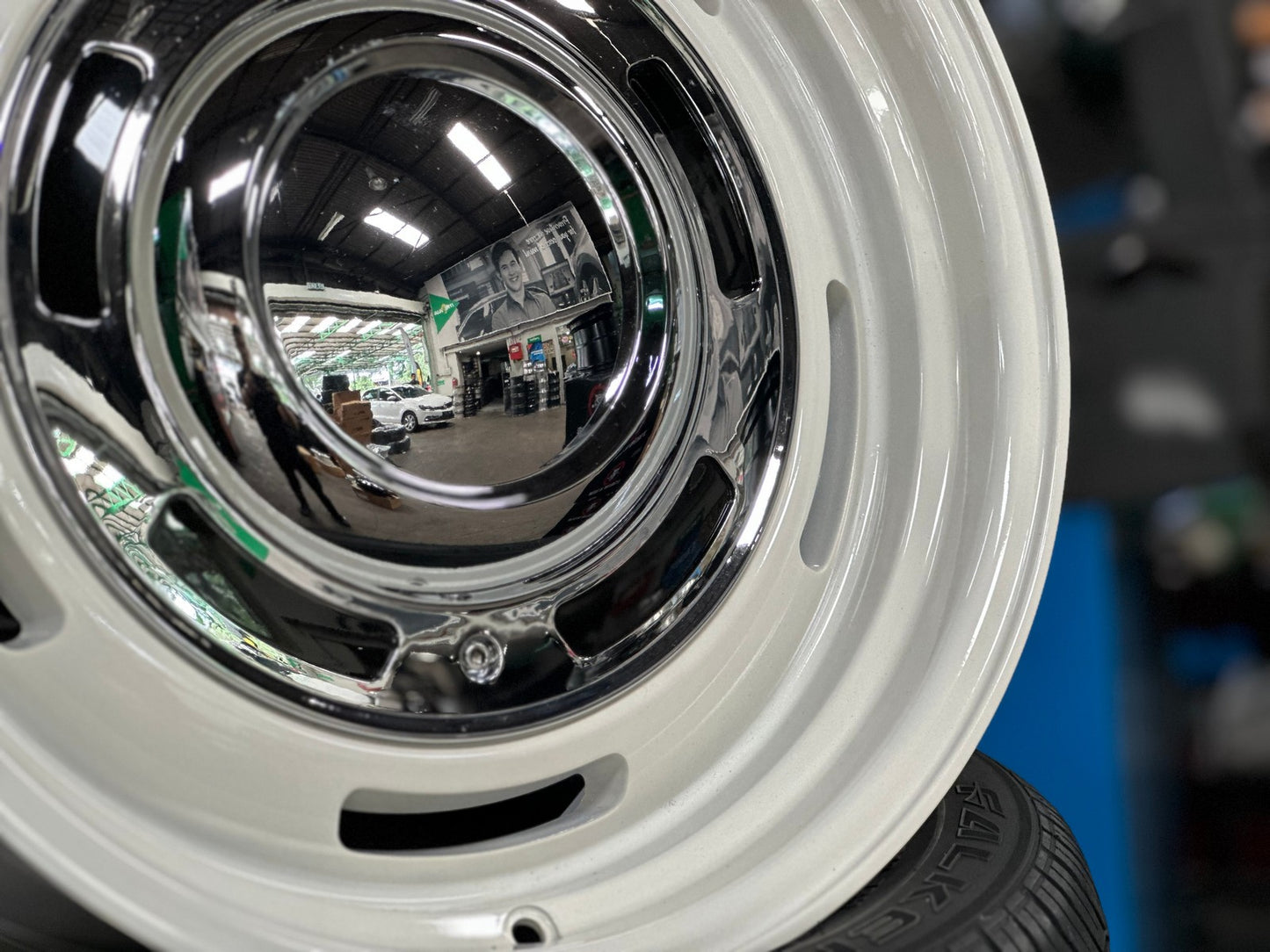 New 17X8 ET0 Dean Cross Rim (4 wheel) Gloss White 6X114.3