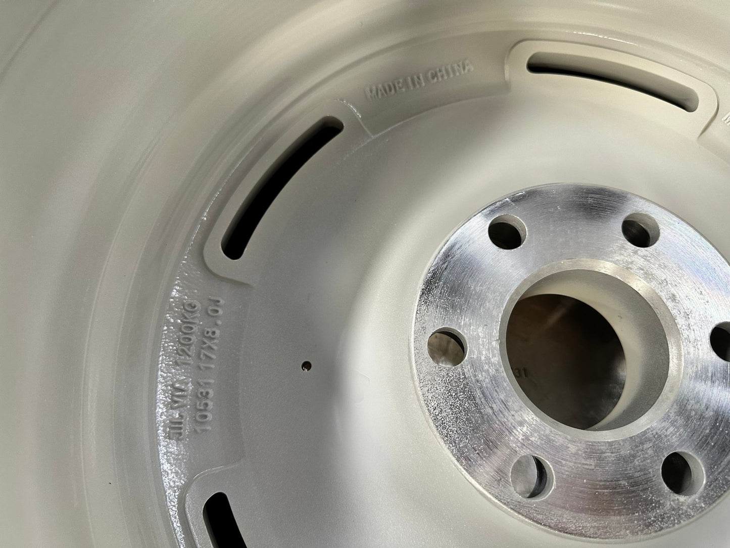 New 17X8 ET0 Dean Cross Rim (4 wheel) Gloss White 6X114.3