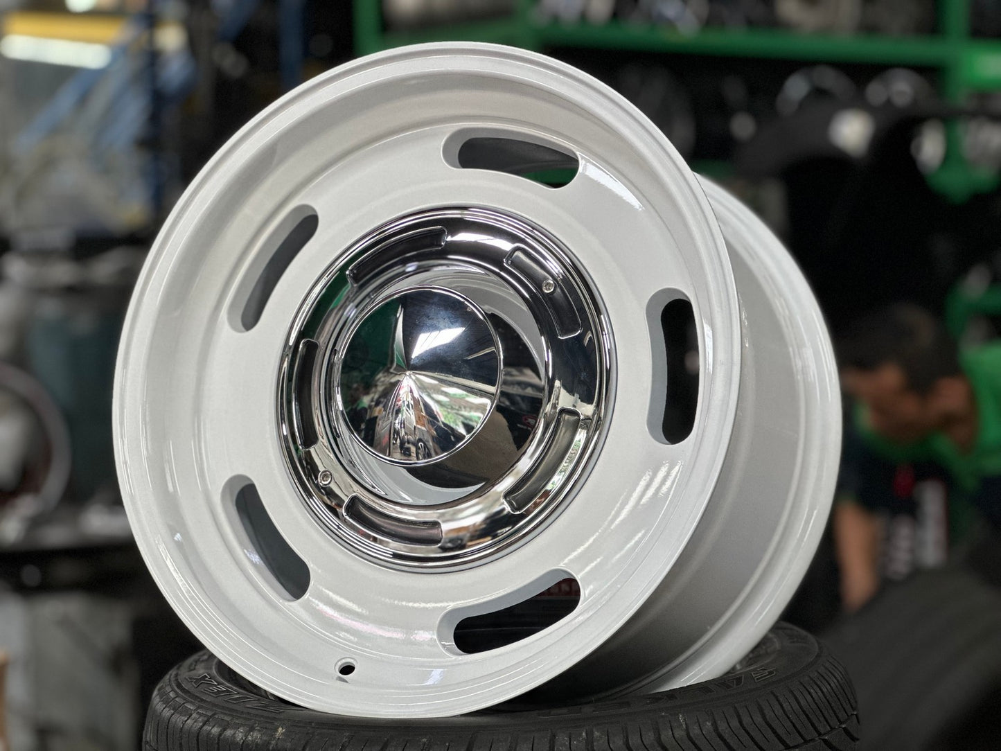 New 17X9 ET0 Dean Cross Rim (4 wheel) Gloss White 6X139.7