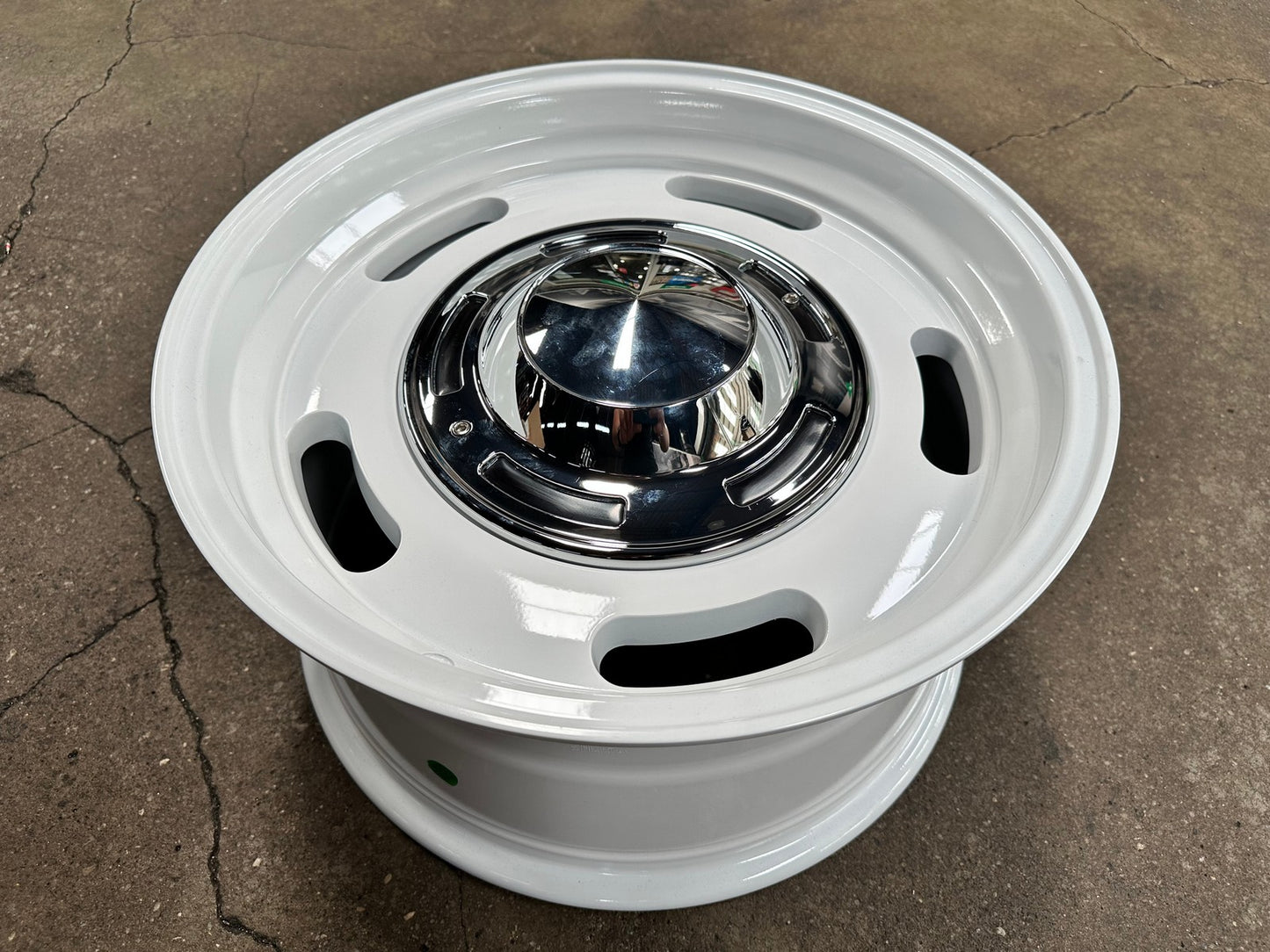 New 17X9 ET0 Dean Cross Rim (4 wheel) Gloss White 6X139.7