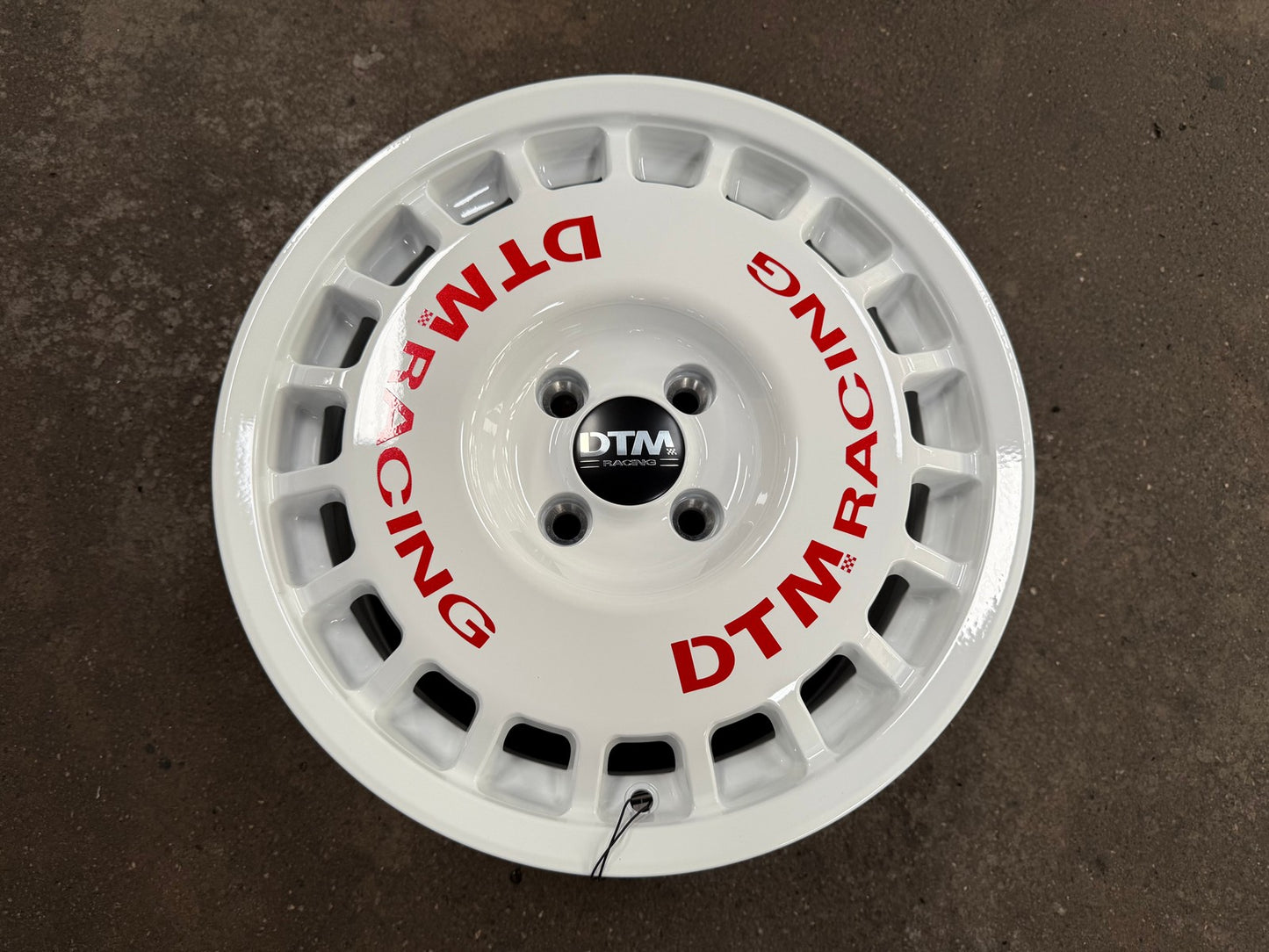 New 15X7 ET38 Lenso DTM Rim (4 wheel) Gloss White 4X100