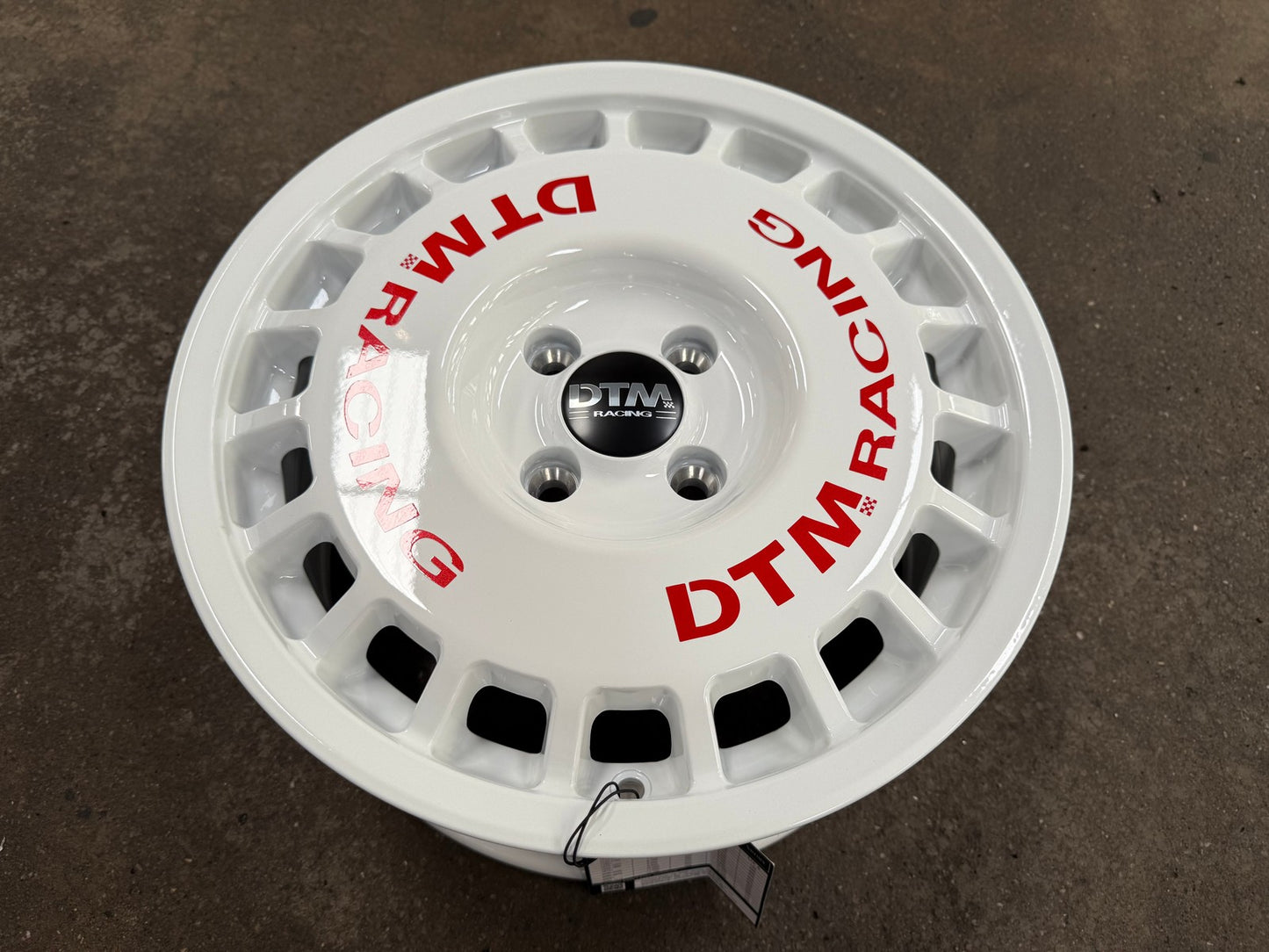 New 15X7 ET38 Lenso DTM Rim (4 wheel) Gloss White 4X100