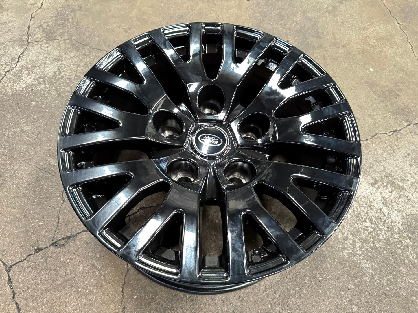 New 18X9 ET0 Land Rover Design Defender Kahn Rim (5 wheel) Gloss Black 5X165.1