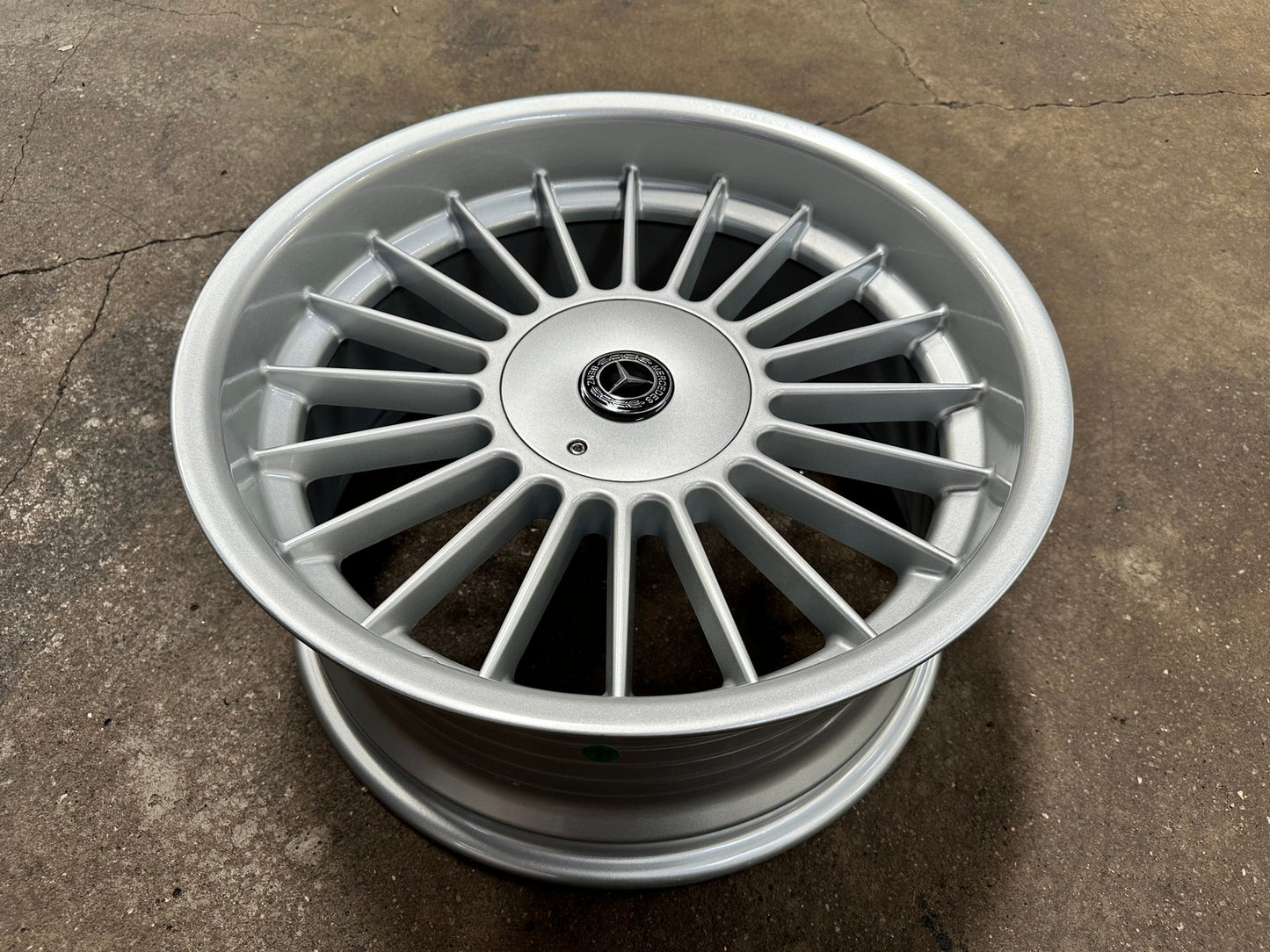 New 18X8.5 ET13 Alpina Classic Rim (4 wheel) Gloss Silver 5X112