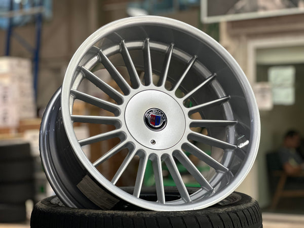 New 18X9.5 ET20 Alpina Classic Rim (4 wheel) Gloss Silver 5X120