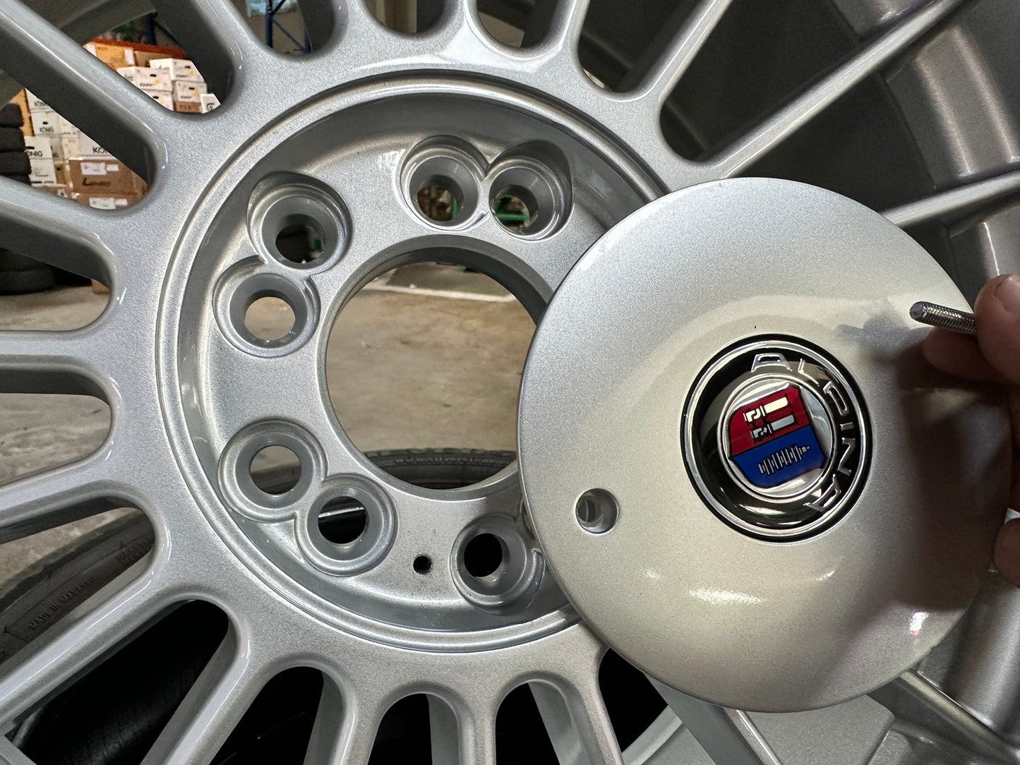 New 18X9.5 ET20 Alpina Classic Rim (4 wheel) Gloss Silver 5X120