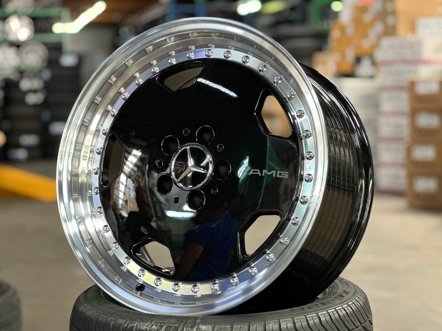 New 18X8.5 ET30 Mercedes Aero Classic Rim (4 wheel) Gloss Black 5X112