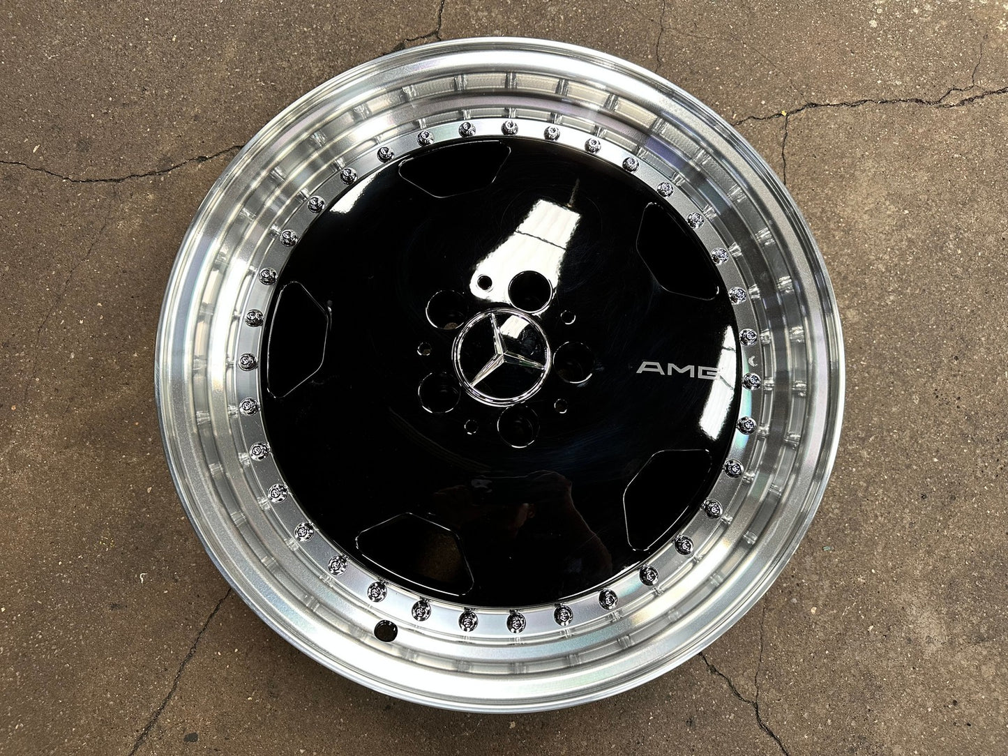 New 18X8.5 ET30 Mercedes Aero Classic Rim (4 wheel) Gloss Black 5X112