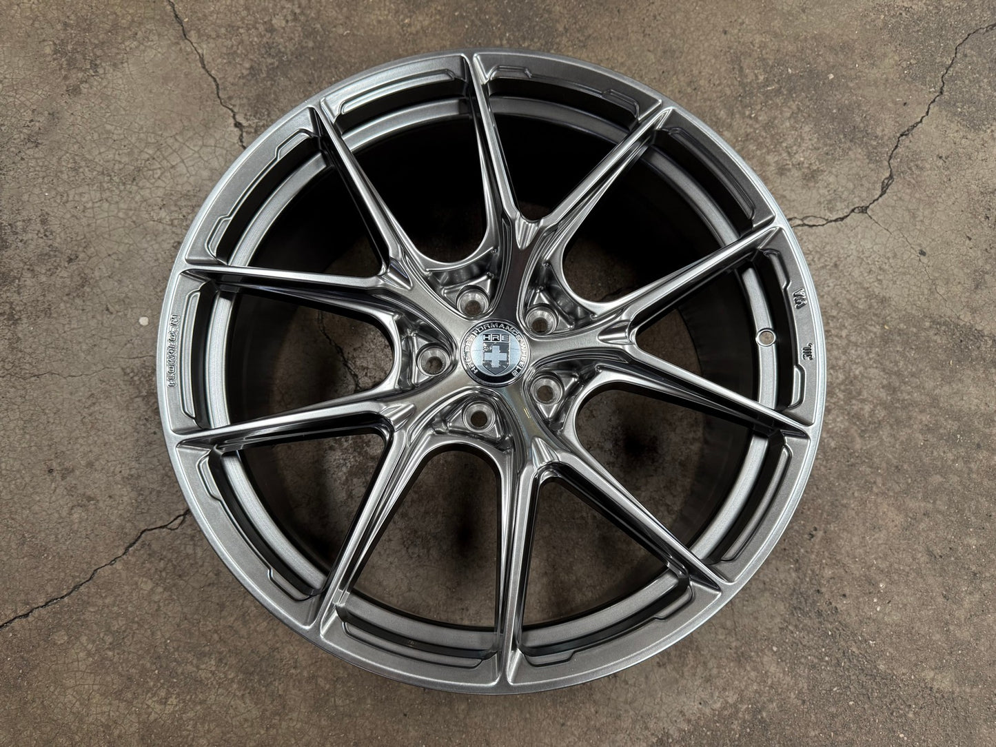 New 19X8.5 ET35 HRE Design Rim (4 wheel) Gloss Silver 5X108