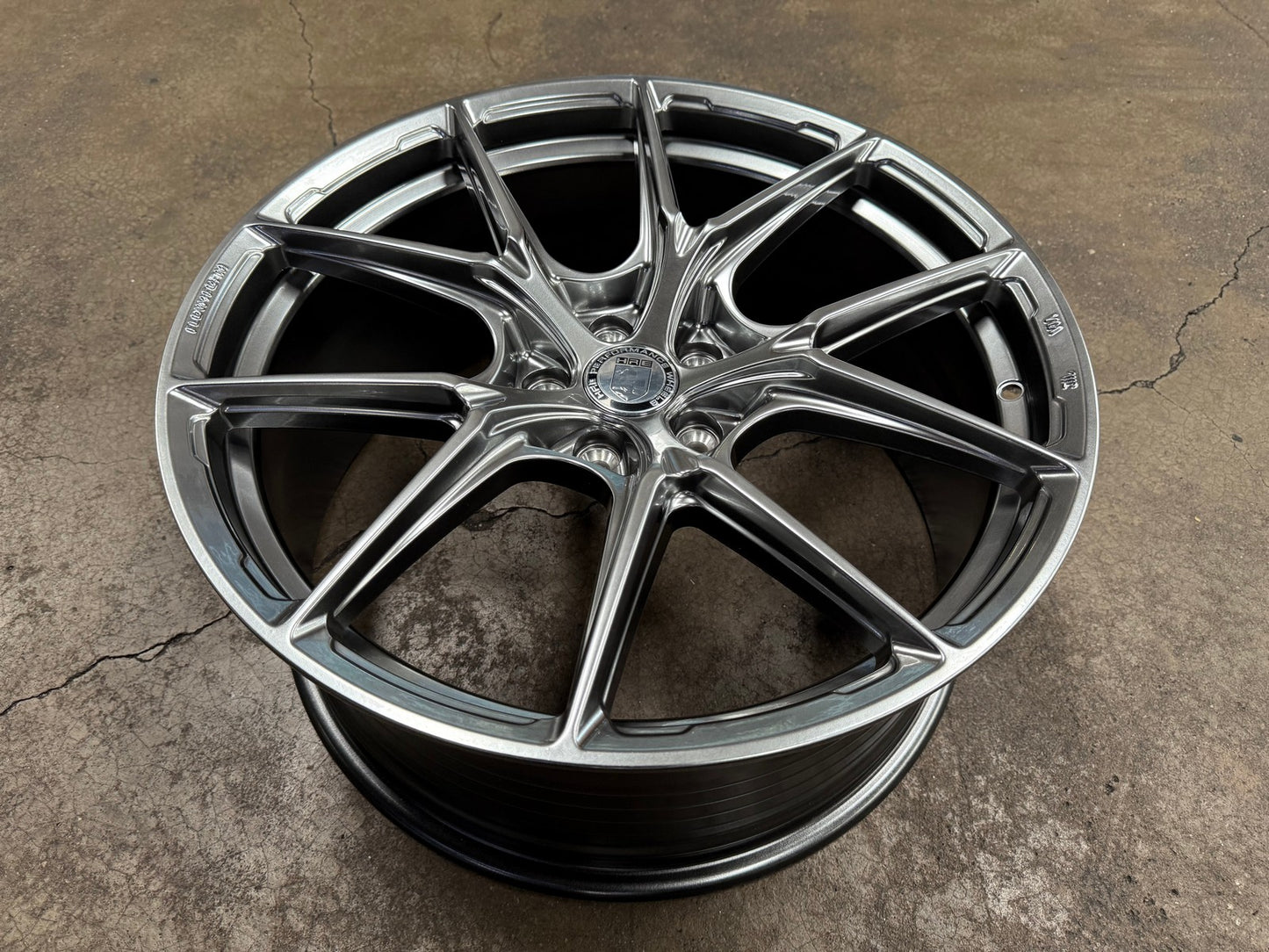 New 19X8.5 ET35 HRE Design Rim (4 wheel) Gloss Silver 5X108