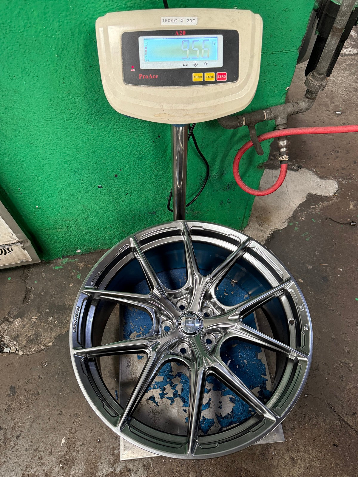 New 19X8.5 ET35 HRE Design Rim (4 wheel) Gloss Silver 5X108