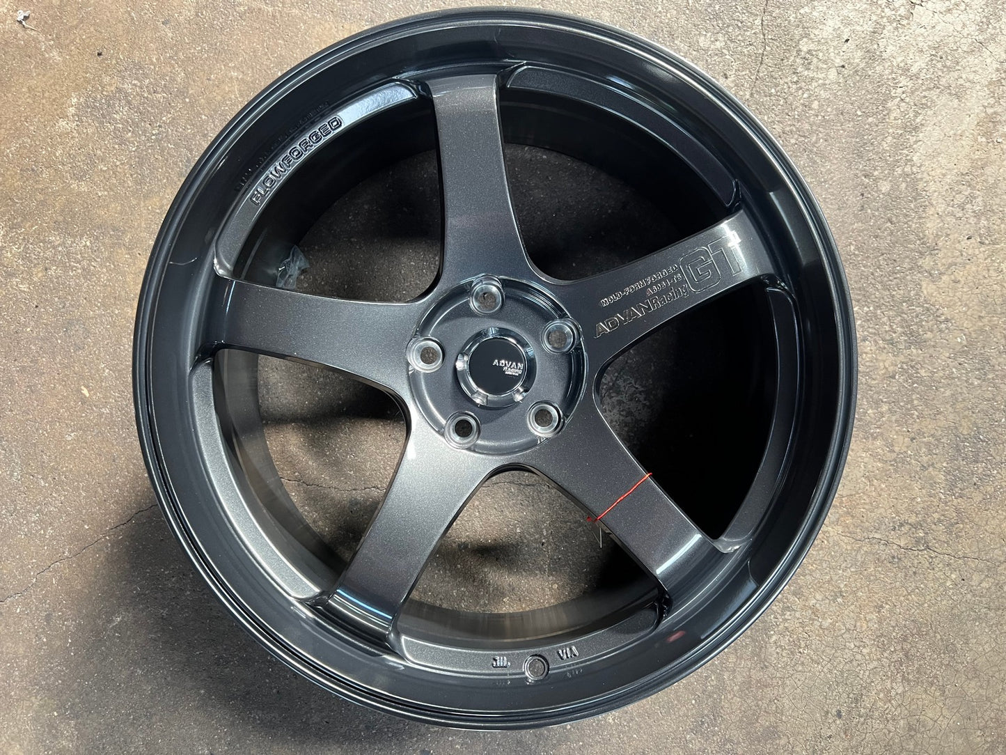 New 19X8.5 ET38 FFGT039 Rim (4 wheel) Gloss Gunmetal 5X114.3