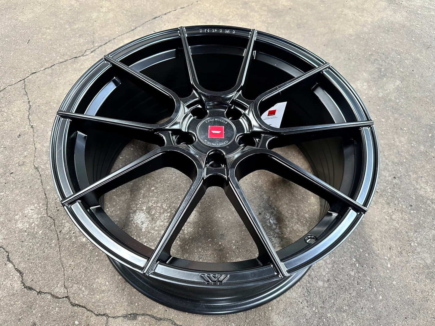 New 19X8.5 ET43 Ispiri FFP6 Rim (4 wheel) Matt Black 5X114.3