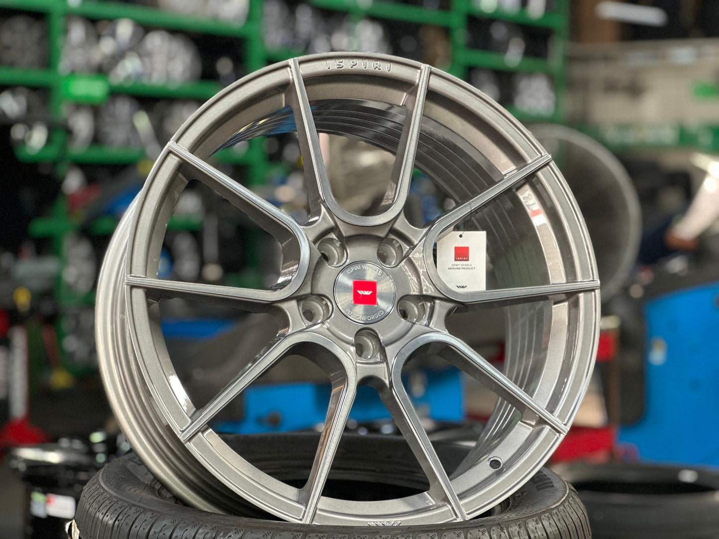 New 19X8.5 ET43 Ispiri FFP6 Rim (4 wheel) Gloss Gunmetal 5X114.3