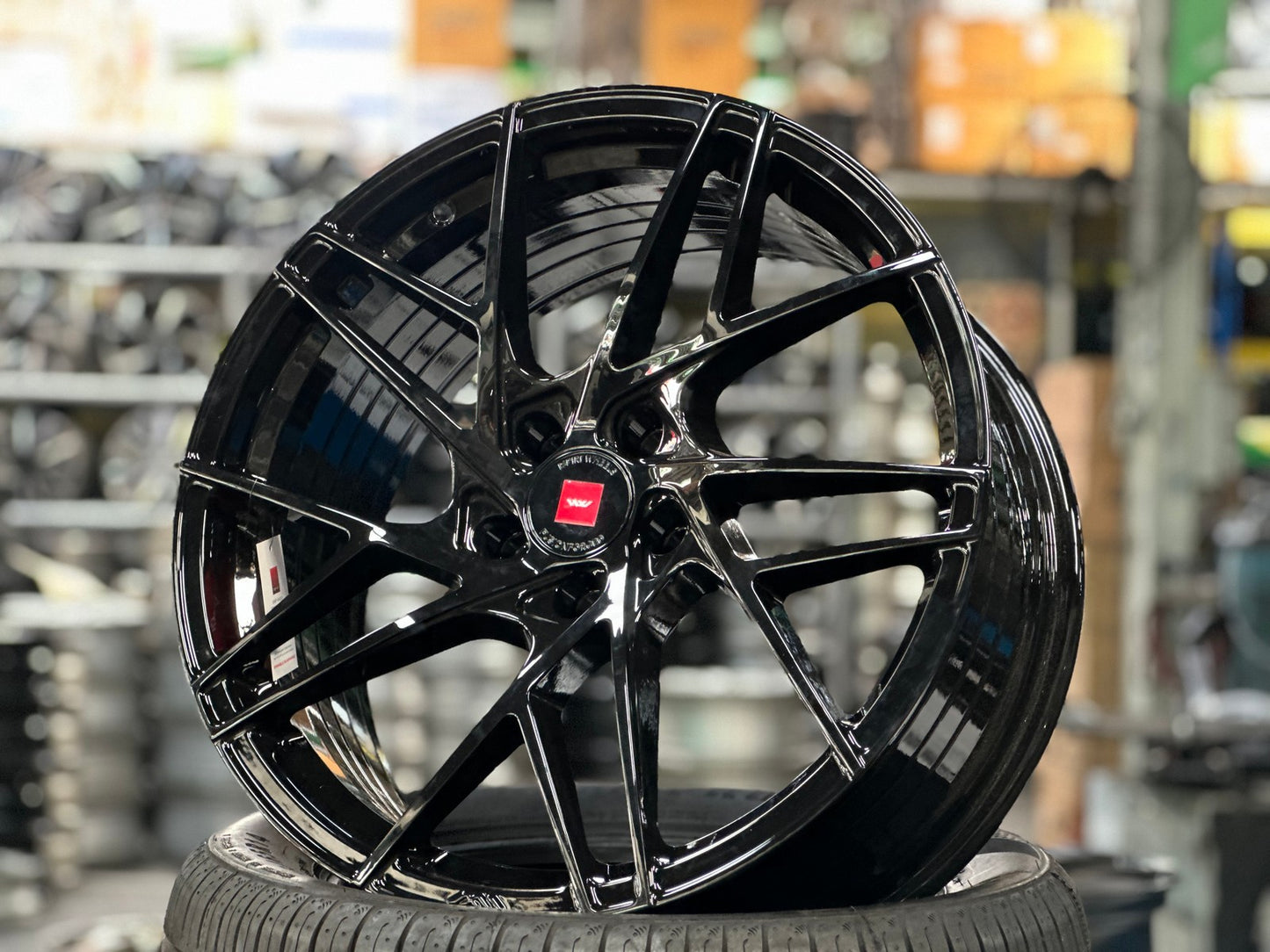 New 19X8.5 ET30 Ispiri FFRM Rim (4 wheel) Gloss Black 5X112