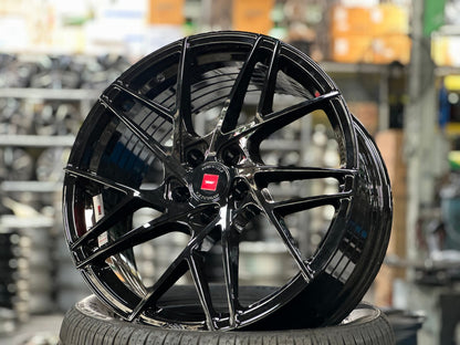 New 19X8.5 ET30 Ispiri FFRM Rim (4 wheel) Gloss Black 5X114.3