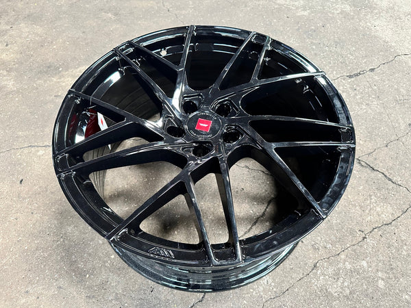 New 19X8.5 ET30 Ispiri FFRM Rim (4 wheel) Gloss Black 5X112
