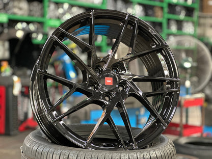 New 19X8.5 ET43 Ispiri FFRM Rim (4 wheel) Gloss Black 5X114.3