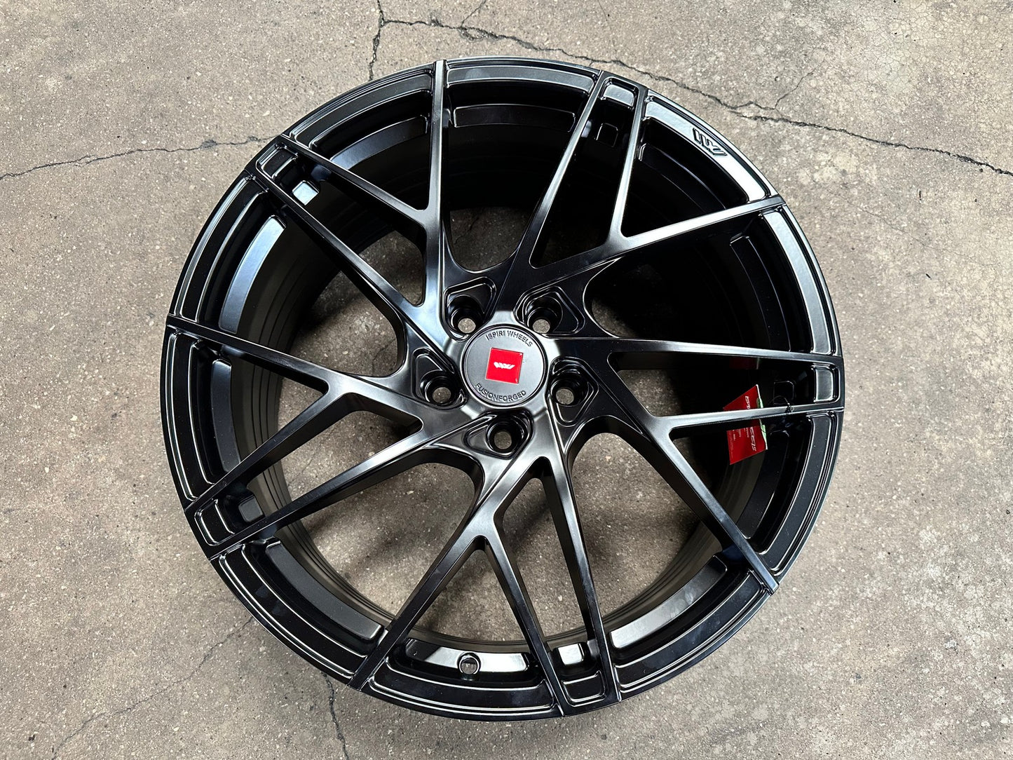New 19X8.5 ET43 Ispiri FFRM Rim (4 wheel) Matt Black 5X114.3