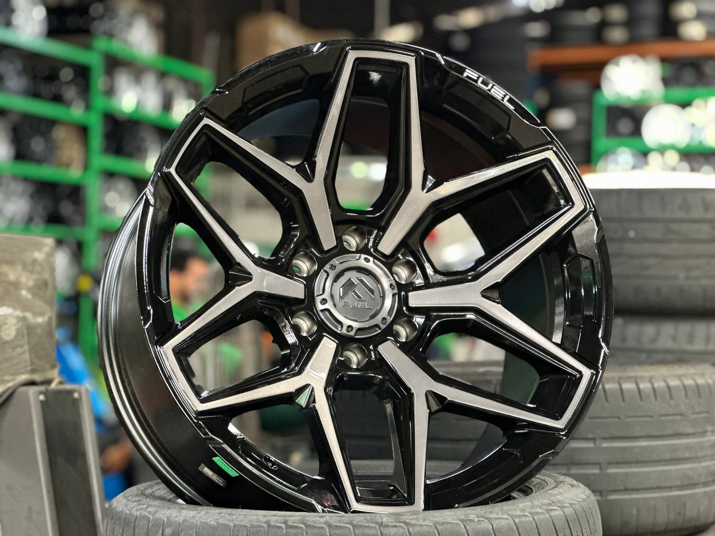 New 20X10 ET-18 Fuel Flux Rim (4 wheel) Gloss Black PF 6X139.7