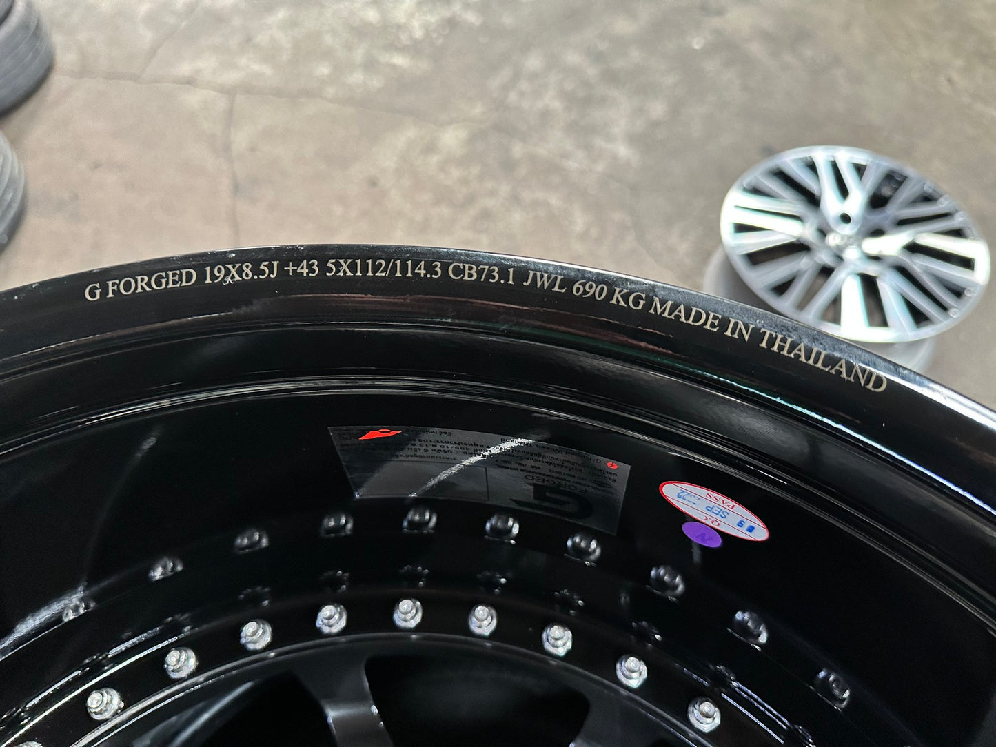 New 19X8.5 ET43 G Forged GF01 Rim (4 wheel) Gloss Silver 5X114.3