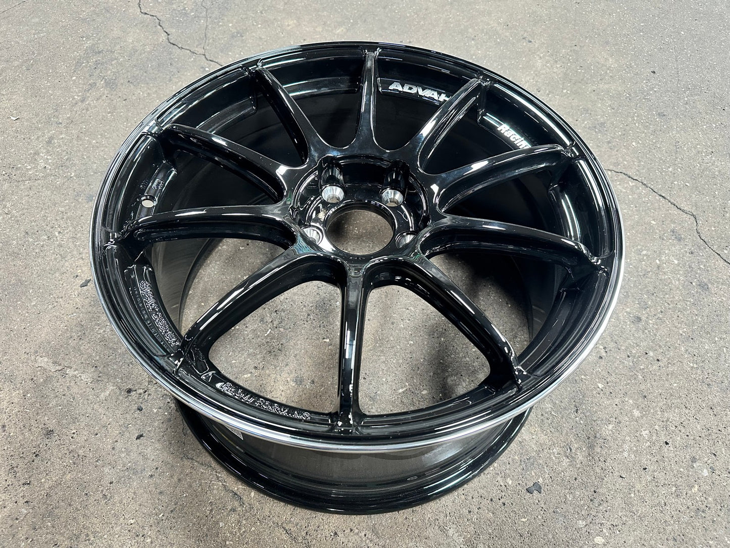 New 18X8.5 ET35 G Forged RS3 Rim (4 wheel) Gloss Black 5X112