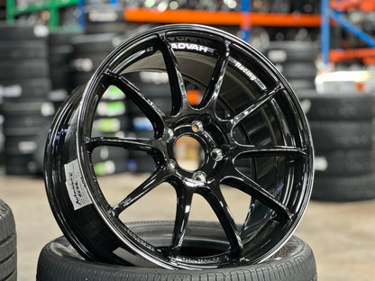 New 18X8.5 ET44 G Forged RS3 Rim (4 wheel) Gloss Black 5X112
