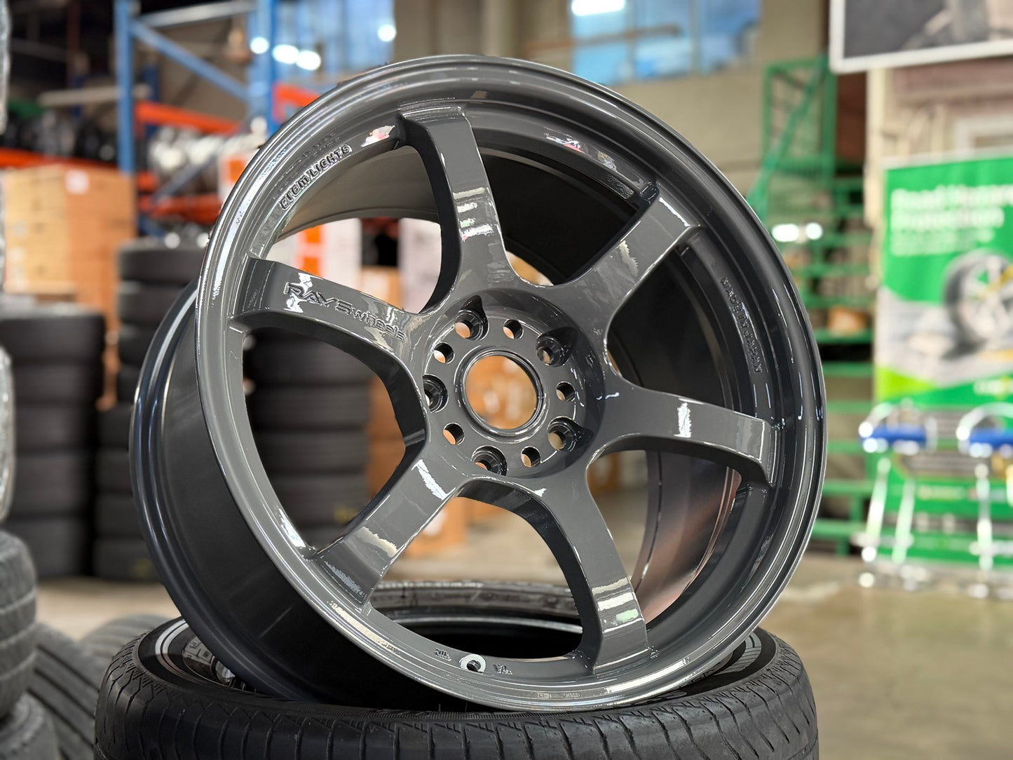 New 18X9.5 ET38 RAYS Gramlight 57 Rim (4 wheel) Gloss Grey 5X120