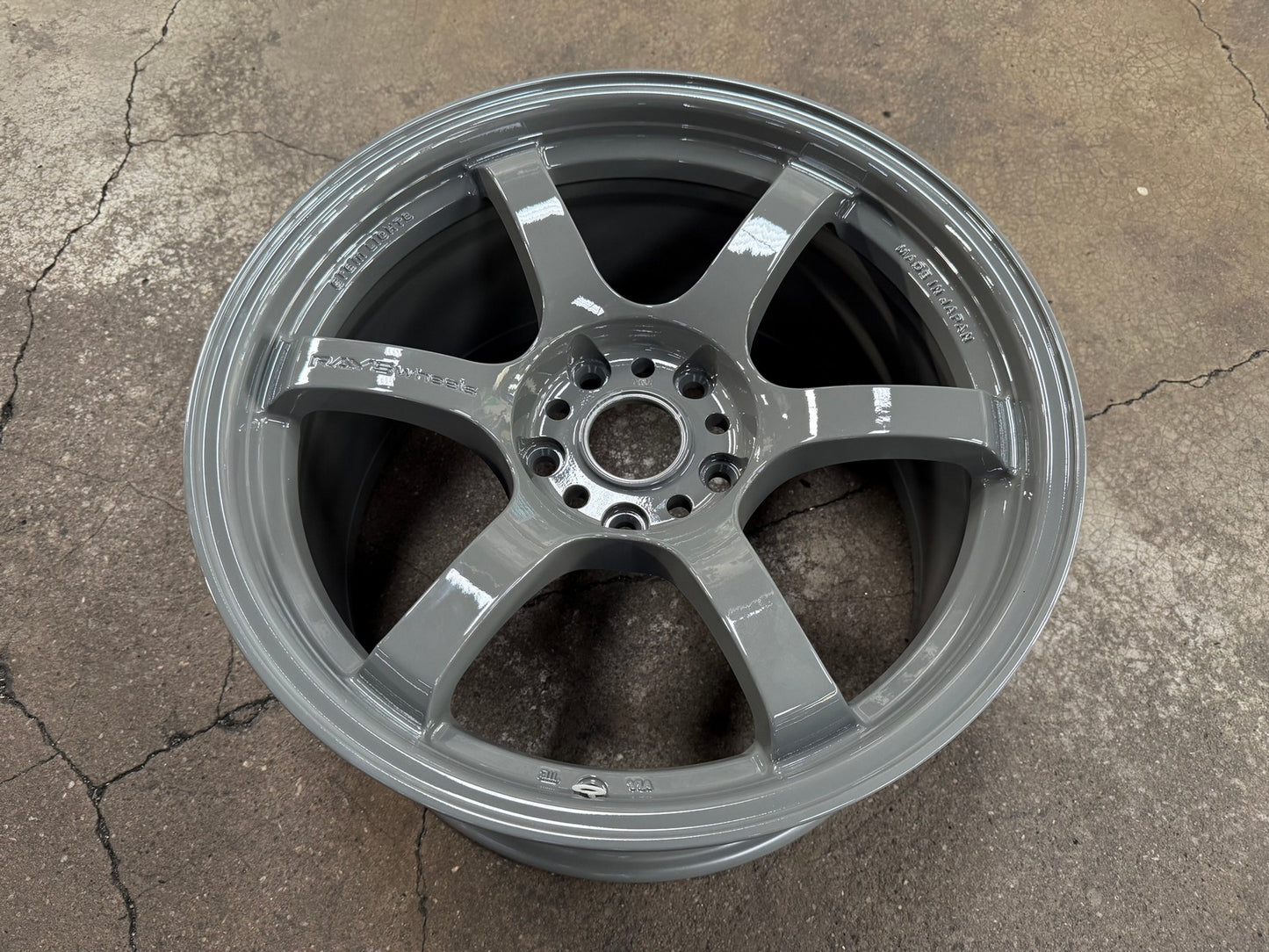 New 18X9.5 ET38 RAYS Gramlight 57 Rim (4 wheel) Gloss Grey 5X120