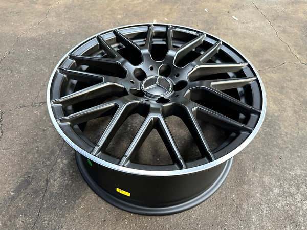 New 18X8.5 ET45 Mercedes Deisgn AMG A45 Rim (4 wheel) Matt Black 5X112