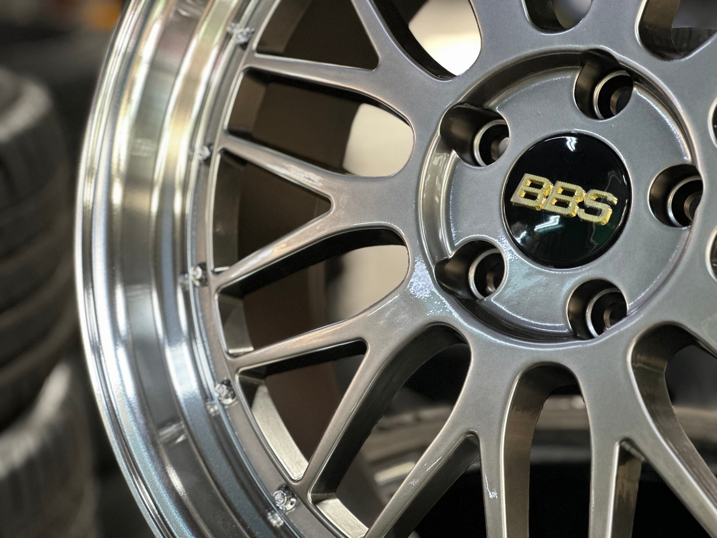 New 19X8.5 ET38 BBS LM Design Rim (4 wheel) Hyper Black 5X112