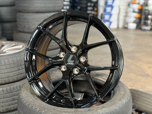 New 17X7.5 ET35 Lenso Jager Dyna Rim (4 wheel) Gloss Black 5X114.3