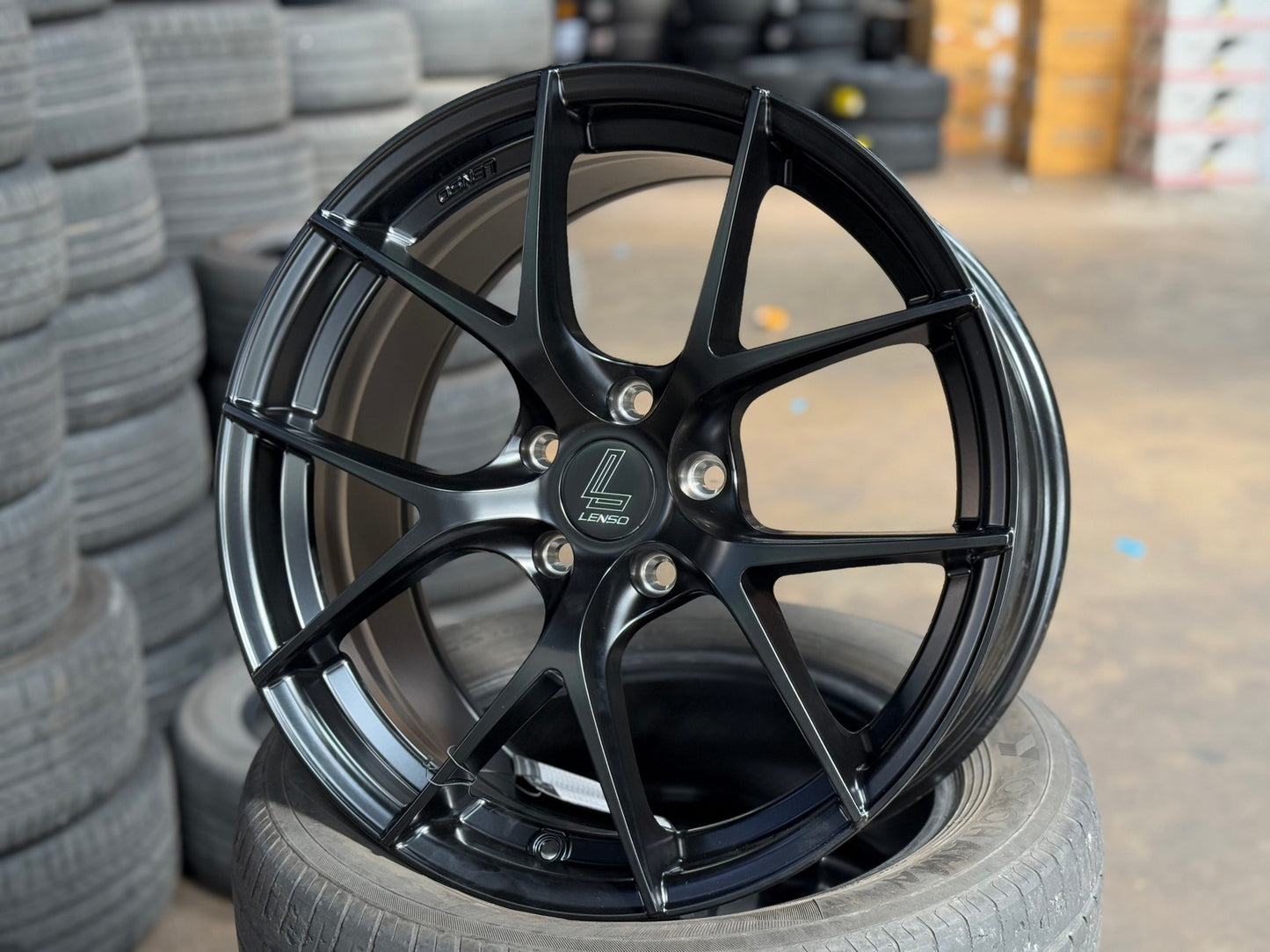 New 18X8.5 ET42 Lenso Jager Dyna Rim (4 wheel) Matt Black 5X112