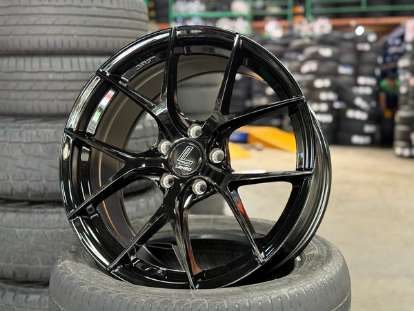 New 18X8.5 ET42 Lenso Jager Dyna Rim (4 wheel) Gloss Black 5X114.3