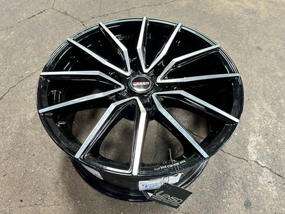 New 18X8.5 ET40 Lenso Jager Onix Rim (4 wheel) Gloss Black PF 6X139.7