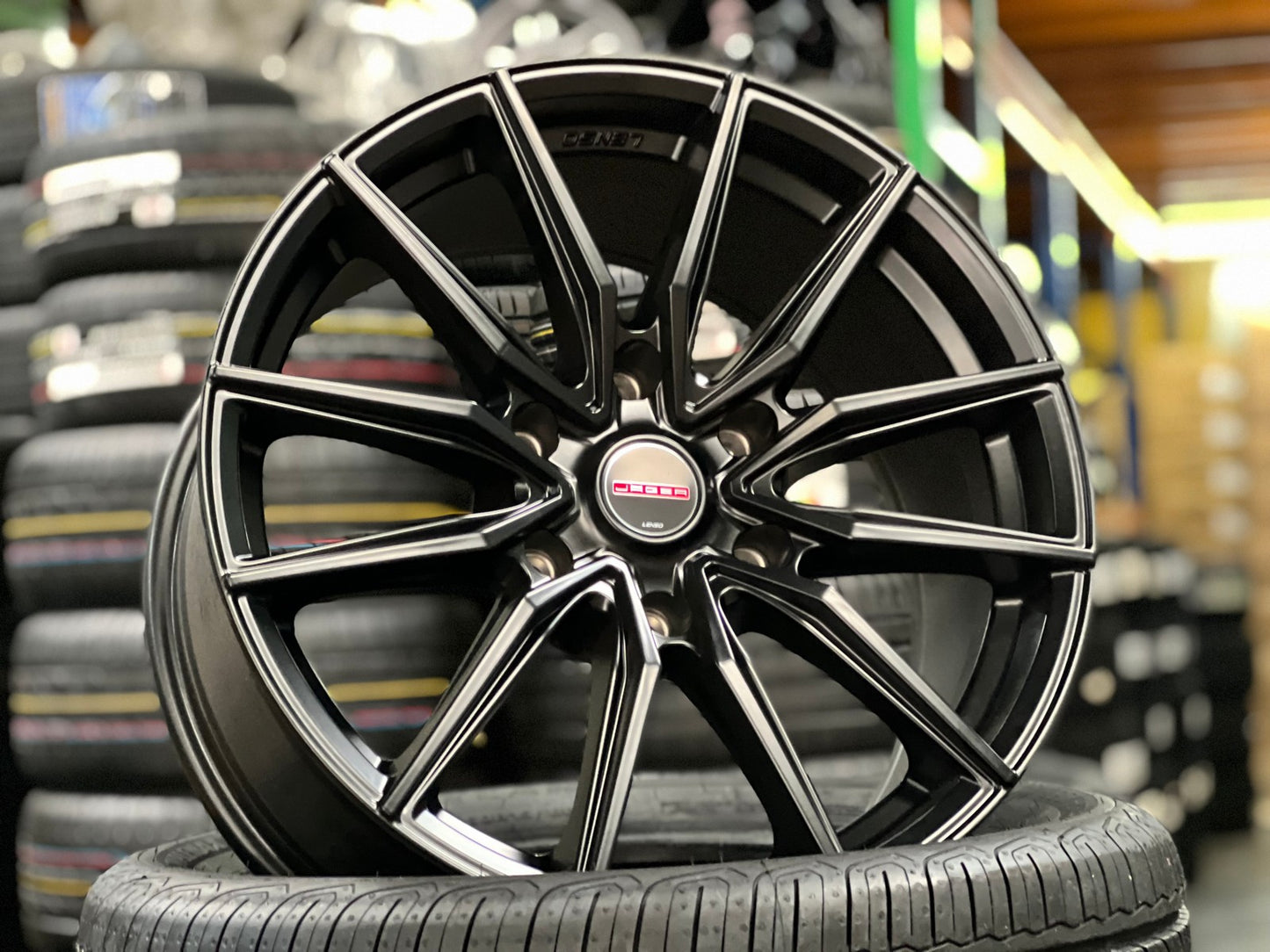 New 18X8.5 ET40 Lenso Jager Onix Rim (4 wheel) Matt Black 6X139.7