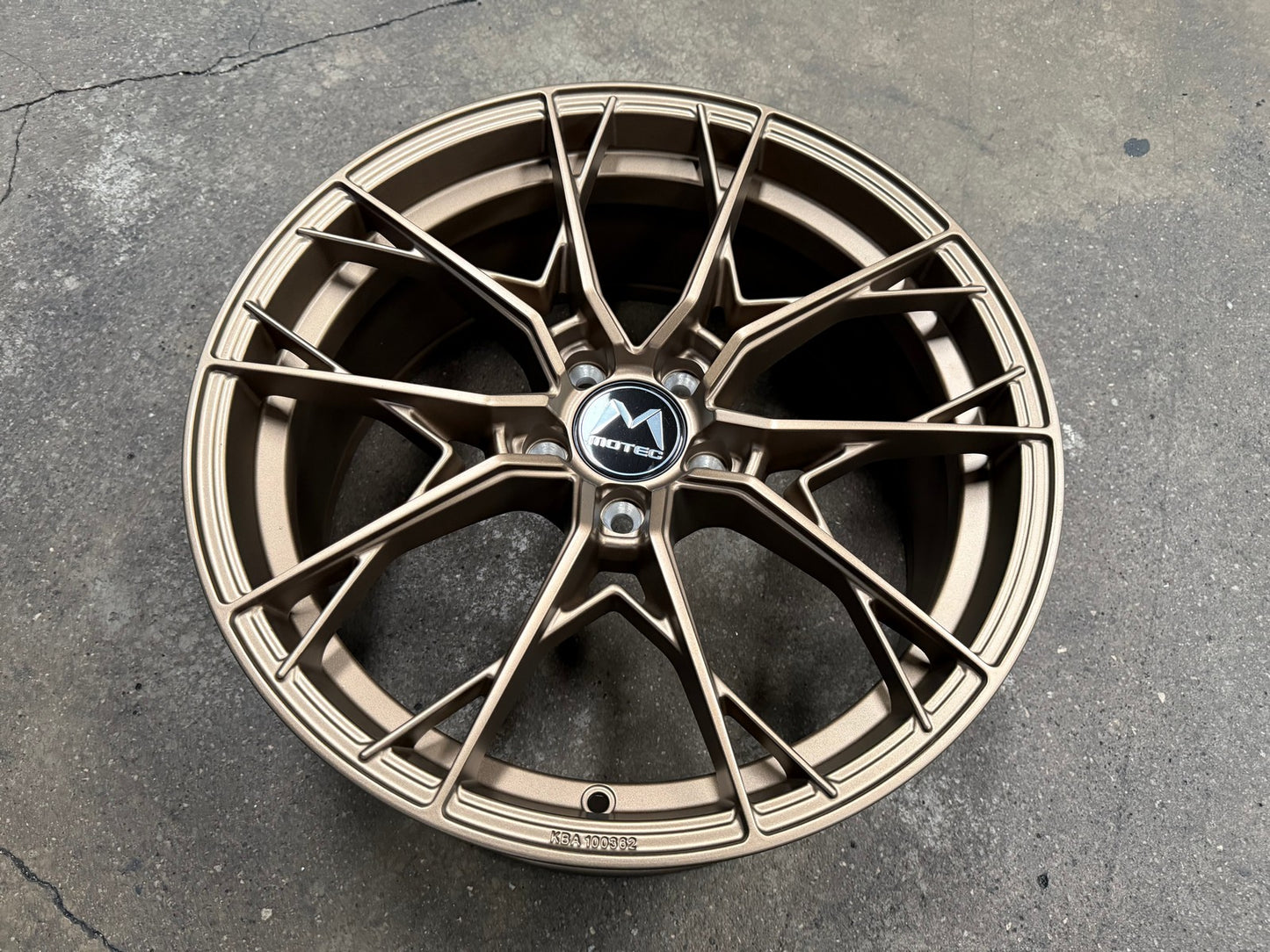 New 19X8.5 ET43 Motec MCR7 Rim (4 wheel) Matt Bronze 5X112